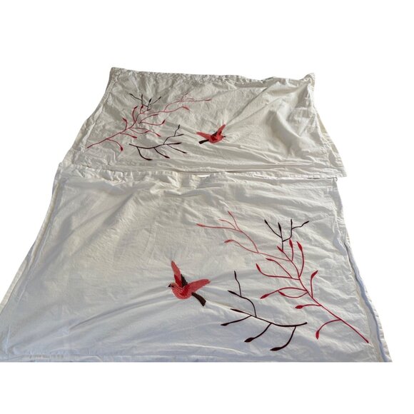 Pair of king Superior Embroidered Bird & Branches White Cotton Pillowcases boho - Picture 1 of 11